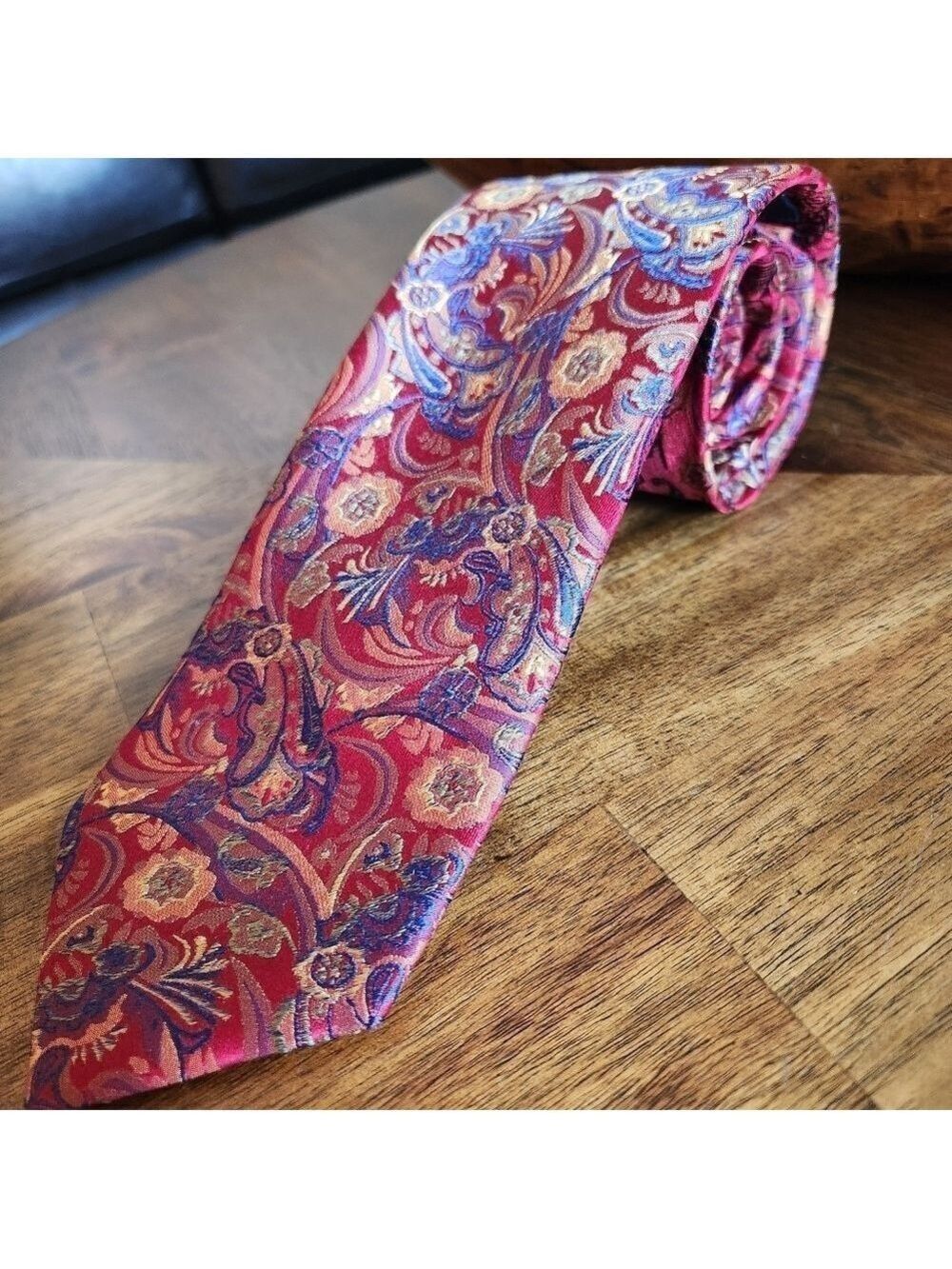 LORENZO CANA 100% SILK HANDMADE DEEP RED BLUE PAISLEY TIE EUC